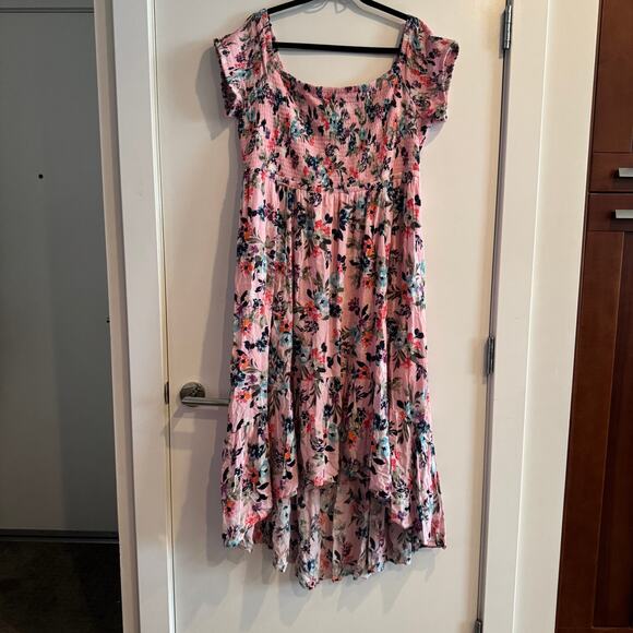 Torrid Off Shoulder Maxi Dress Pink Floral Smocked Hi-Low Hem Short Sleeve Sz 2X - Picture 1 of 5